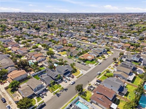 10151  Bismark  , Huntington Beach, CA