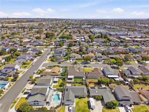 10151  Bismark  , Huntington Beach, CA