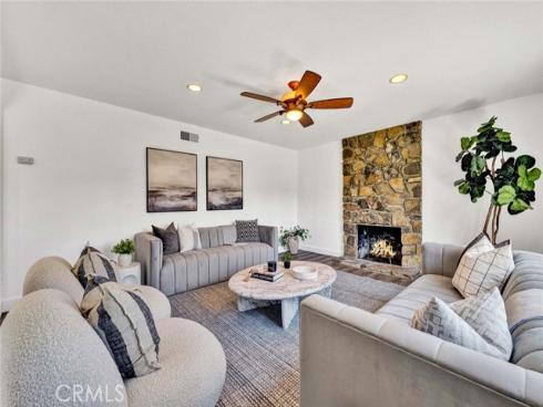 20652  Kelvin  , Huntington Beach, CA