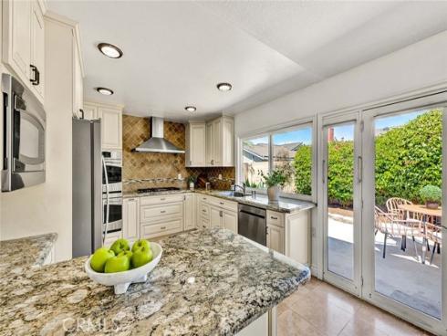 20652  Kelvin  , Huntington Beach, CA