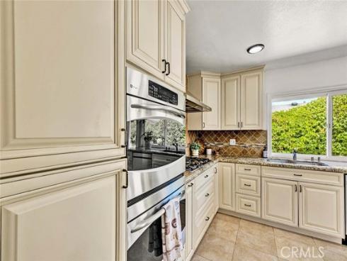 20652  Kelvin  , Huntington Beach, CA