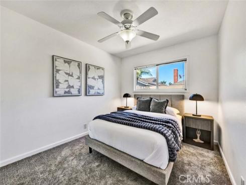 20652  Kelvin  , Huntington Beach, CA