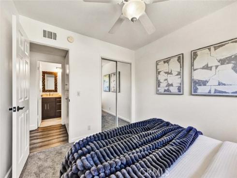 20652  Kelvin  , Huntington Beach, CA