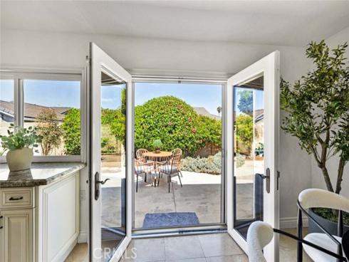 20652  Kelvin  , Huntington Beach, CA
