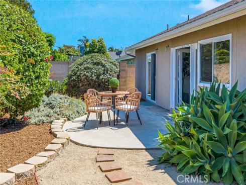 20652  Kelvin  , Huntington Beach, CA