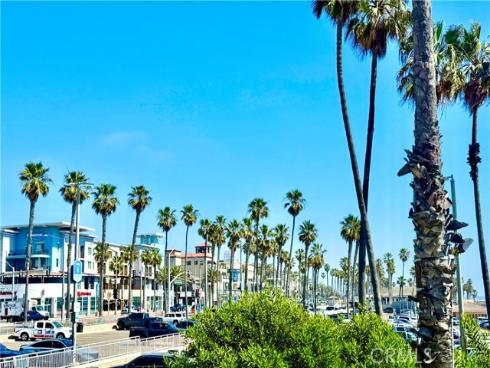 20652  Kelvin  , Huntington Beach, CA