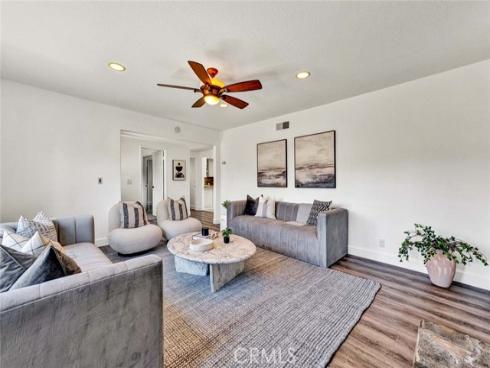 20652  Kelvin  , Huntington Beach, CA