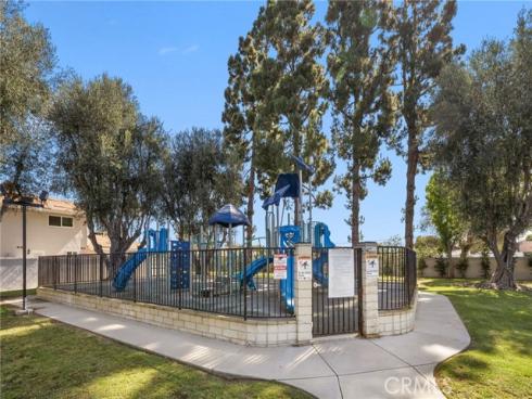 19843 Berkshire Lane, Huntington Beach, CA