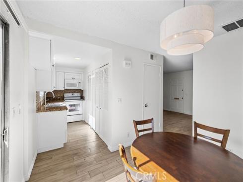 19843 Berkshire Lane, Huntington Beach, CA
