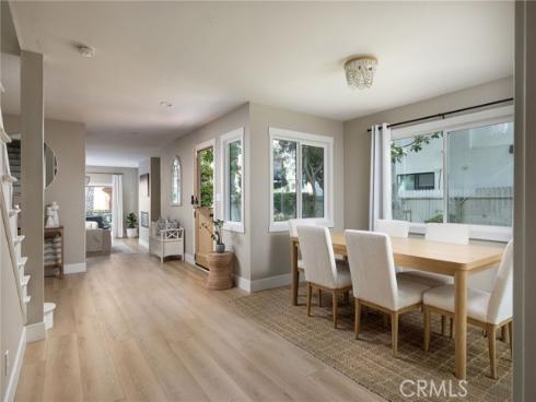 207  21st  , Huntington Beach, CA