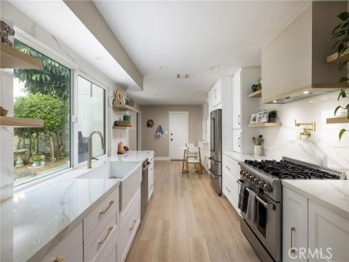 207  21st  , Huntington Beach, CA