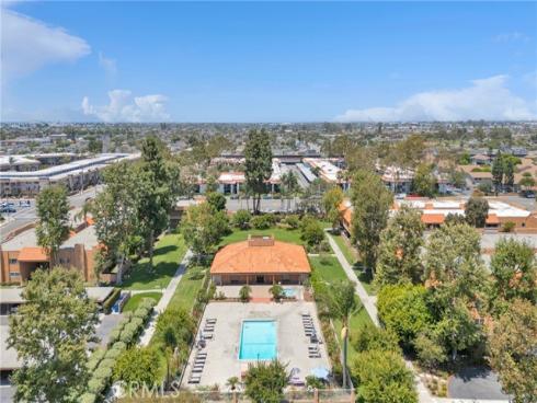 6600 Warner 155 Avenue, Huntington Beach, CA