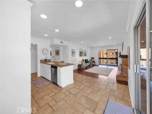 6600 Warner 155 Avenue, Huntington Beach, CA