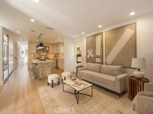 519 10th , Huntington Beach, CA