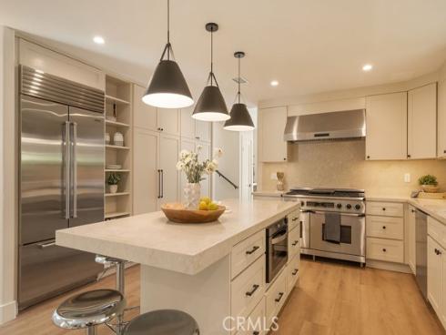 519 10th , Huntington Beach, CA