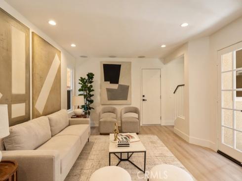 519 10th , Huntington Beach, CA