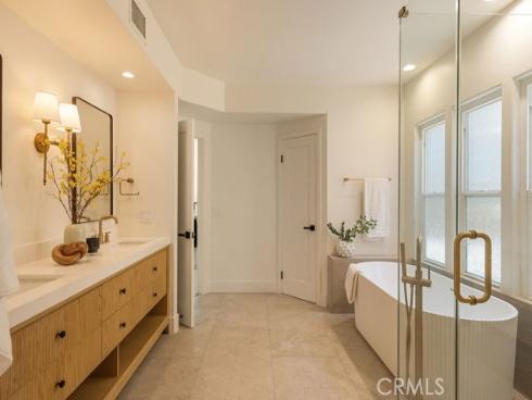 519 10th , Huntington Beach, CA