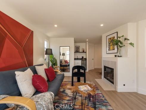 519 10th , Huntington Beach, CA