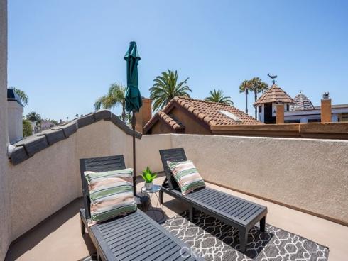 519 10th , Huntington Beach, CA