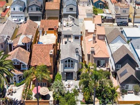 519 10th , Huntington Beach, CA