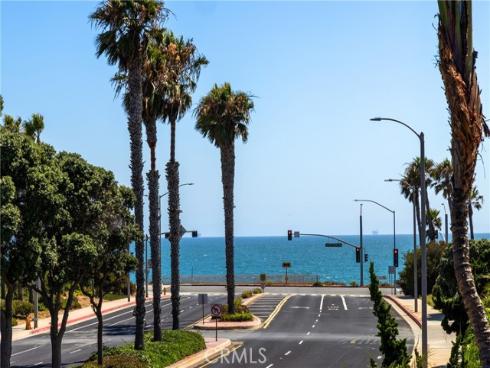 5612 Ocean Vista Drive, Huntington Beach, CA