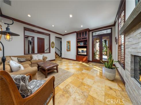 5612 Ocean Vista Drive, Huntington Beach, CA