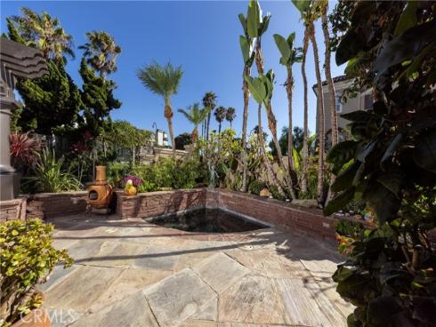 5612 Ocean Vista Drive, Huntington Beach, CA