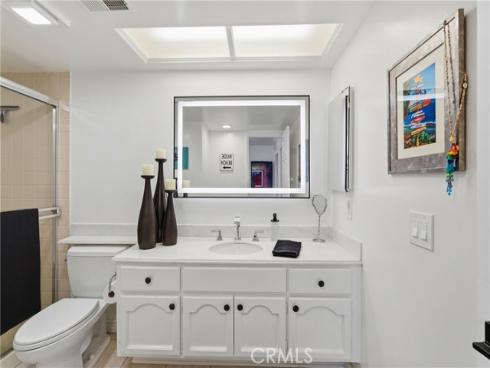 19225 Seabrook , Huntington Beach, CA