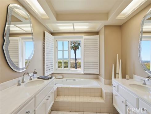 19225 Seabrook , Huntington Beach, CA