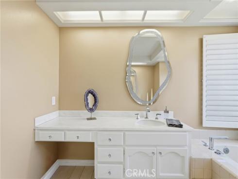 19225 Seabrook , Huntington Beach, CA