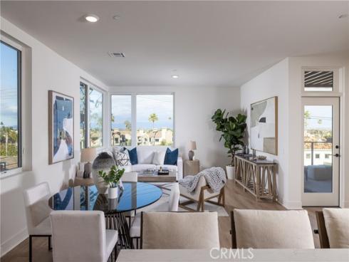 414  Main  420  Street, Huntington Beach, CA
