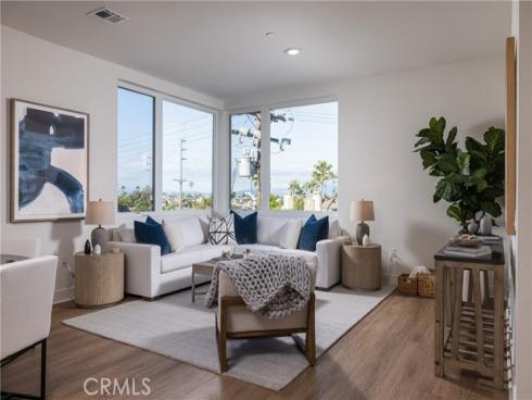 414  Main  420  Street, Huntington Beach, CA