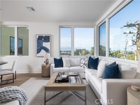 414  Main  420  Street, Huntington Beach, CA