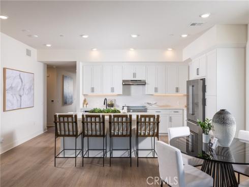 414  Main  420  Street, Huntington Beach, CA