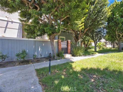 4478 Shorebird Dr. 10 , Huntington Beach, CA