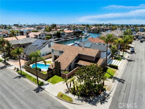 16391  Maruffa   Circle, Huntington Beach, CA