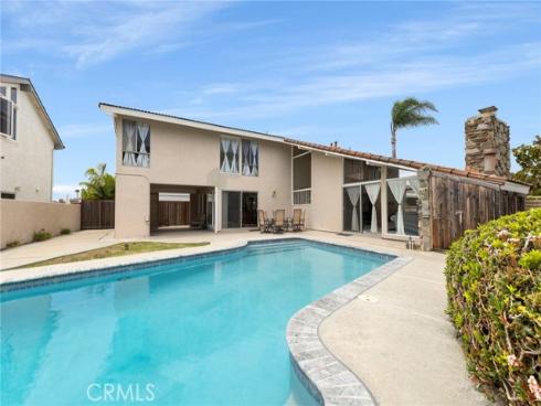16391  Maruffa   Circle, Huntington Beach, CA