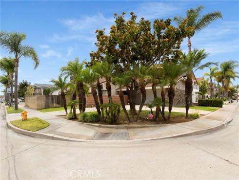 16391  Maruffa   Circle, Huntington Beach, CA