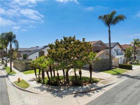 16391  Maruffa   Circle, Huntington Beach, CA