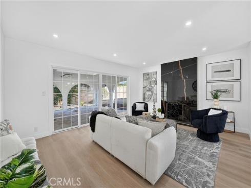 6091 Shelly , Huntington Beach, CA