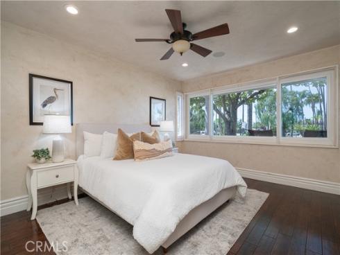 920 11th , Huntington Beach, CA
