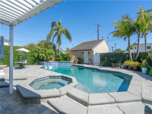 920 11th , Huntington Beach, CA