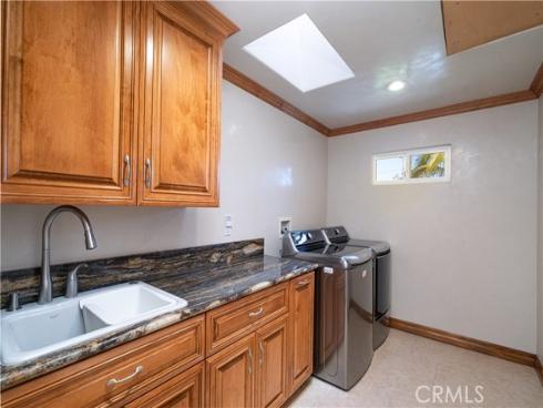 920 11th , Huntington Beach, CA