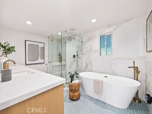 6882 Loyola Drive, Huntington Beach, CA
