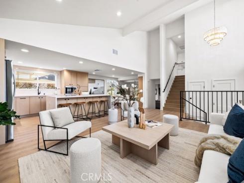 6882 Loyola Drive, Huntington Beach, CA