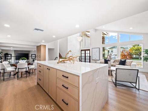 6882 Loyola Drive, Huntington Beach, CA