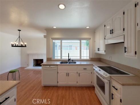 6631  Wrenfield   Drive, Huntington Beach, CA