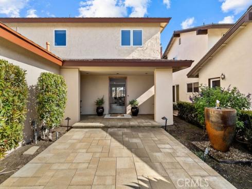 6792 Loyola Drive, Huntington Beach, CA