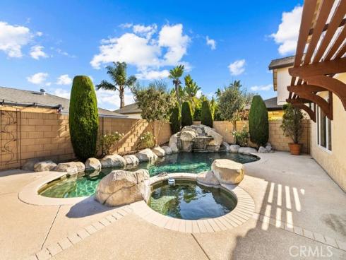 6792 Loyola Drive, Huntington Beach, CA