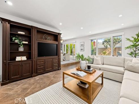 6792 Loyola Drive, Huntington Beach, CA